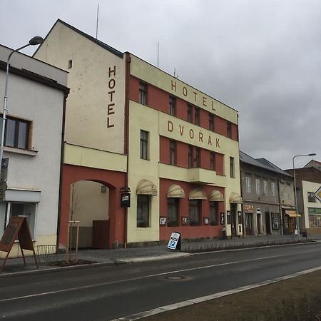 Hotel Dvorak Chrast Zewnętrze zdjęcie