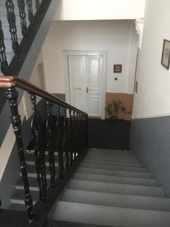 Hotel Dvorak Chrast Zewnętrze zdjęcie