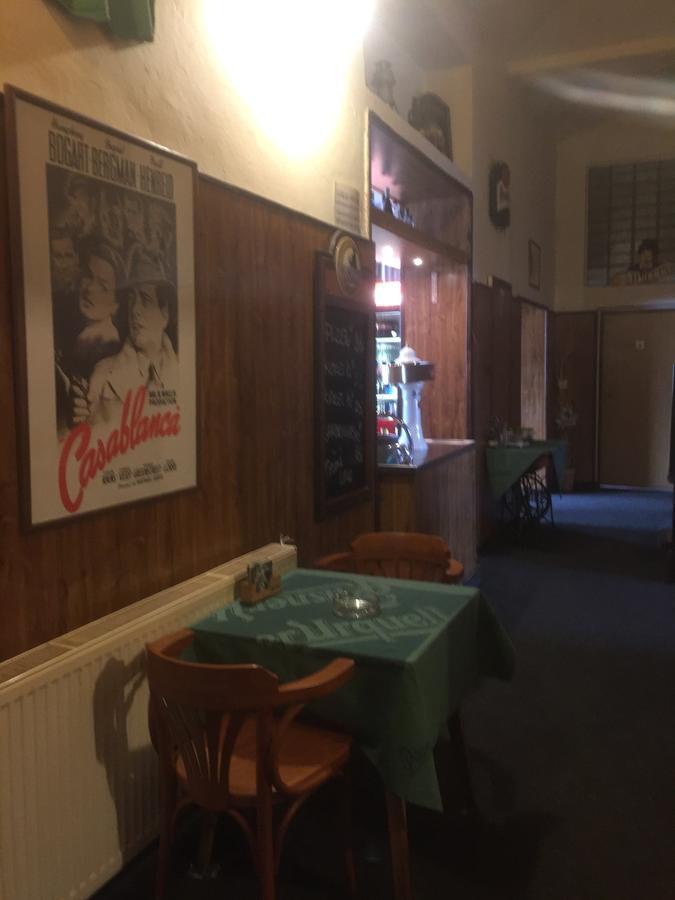 Hotel Dvorak Chrast Zewnętrze zdjęcie