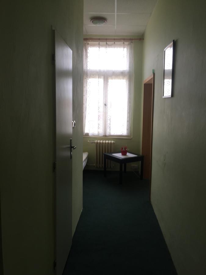 Hotel Dvorak Chrast Zewnętrze zdjęcie