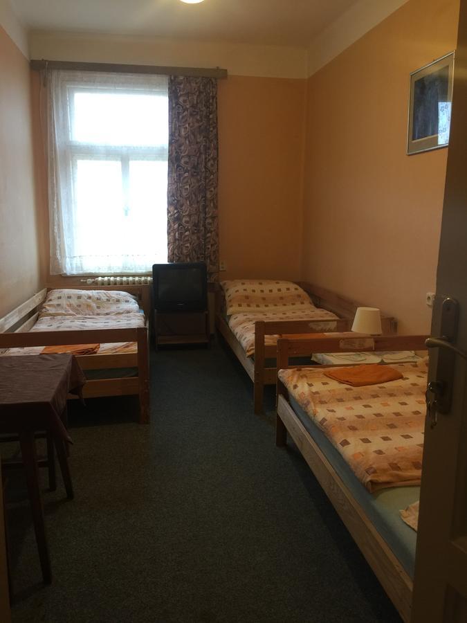 Hotel Dvorak Chrast Zewnętrze zdjęcie